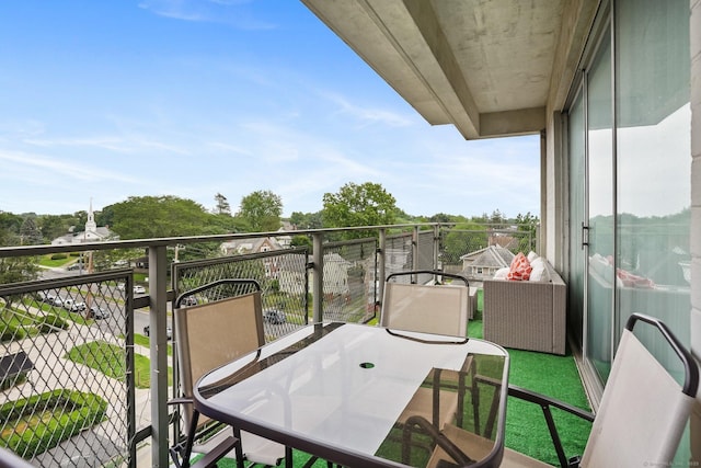 2370 N Ave Unit 5E, Bridgeport, CT 06604 - view of balcony