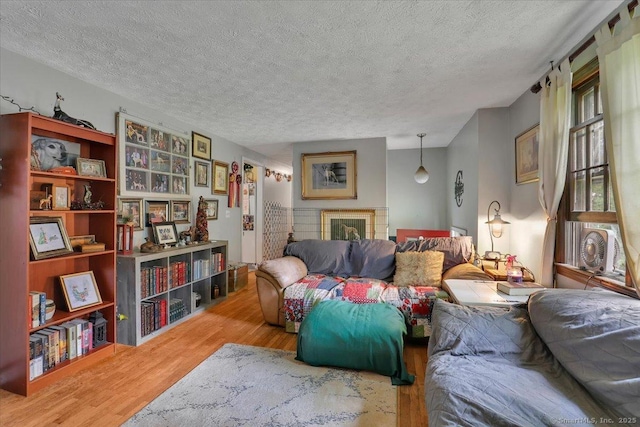 25 Ridgewood Rd, Willington, CT 06279 - living room with wood finished floors and a textured ceiling