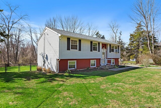 31 Bob White Way, Plainfield, CT 06354 - bi-level home with a gate