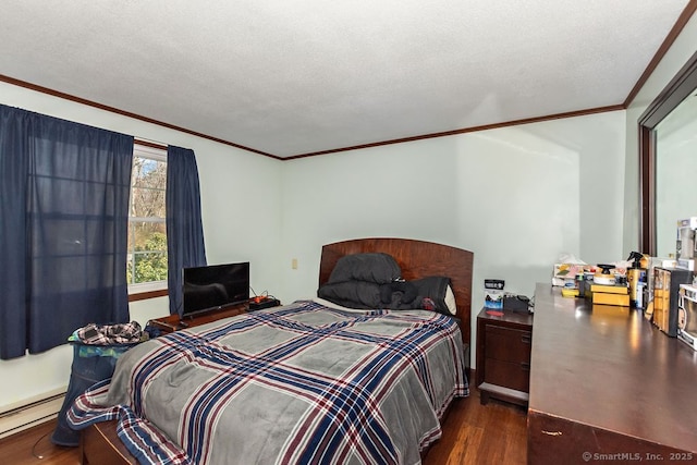 31 Bob White Way, Plainfield, CT 06354 - bedroom featuring crown molding, dark wood finished floors, and baseboard heating