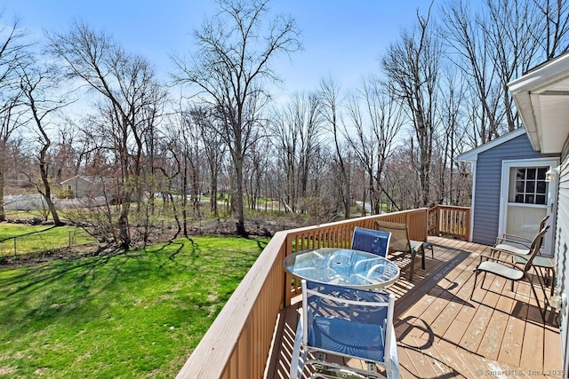 31 Bob White Way, Plainfield, CT 06354 - wooden deck with outdoor dining area