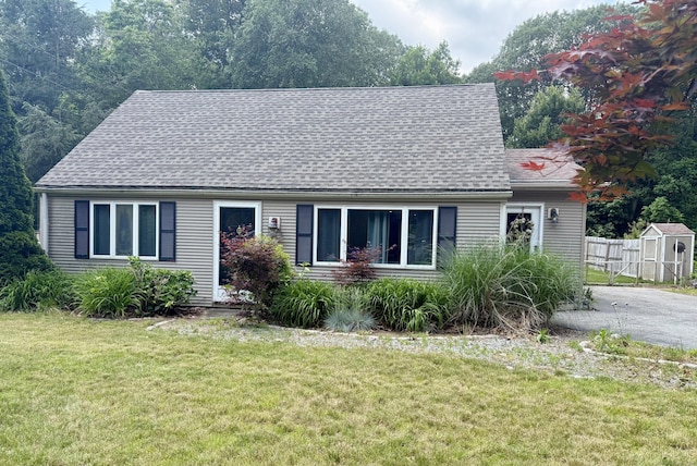 13 Myrna Dr, Marlborough, CT 06447 - cape cod house with roof with shingles