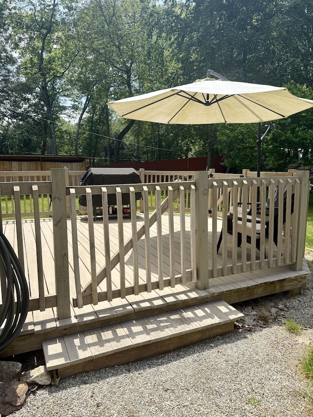 13 Myrna Dr, Marlborough, CT 06447 - deck with a fenced backyard