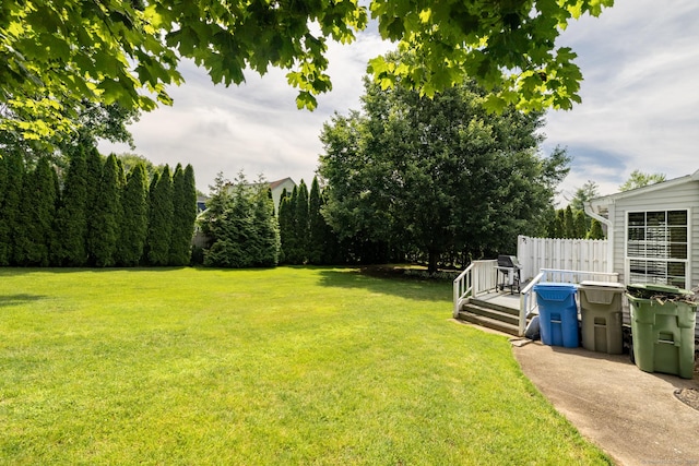 6 French St, Bristol, CT 06010 - view of yard with a deck
