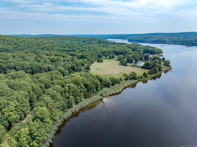 17B Massapeag Point Rd, Montville, CT 06382