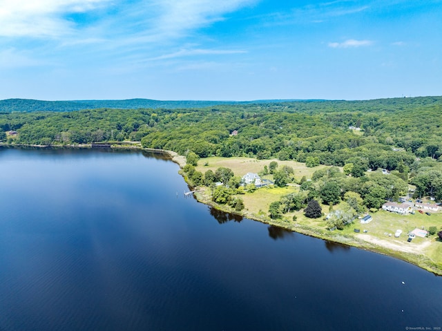 17B Massapeag Point Rd, Montville, CT 06382