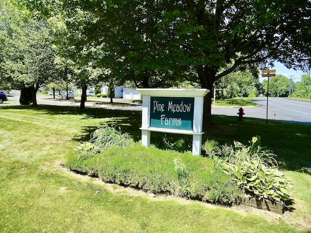 17 Ridge View Ter, New Hartford, CT 06057 - community sign with a lawn