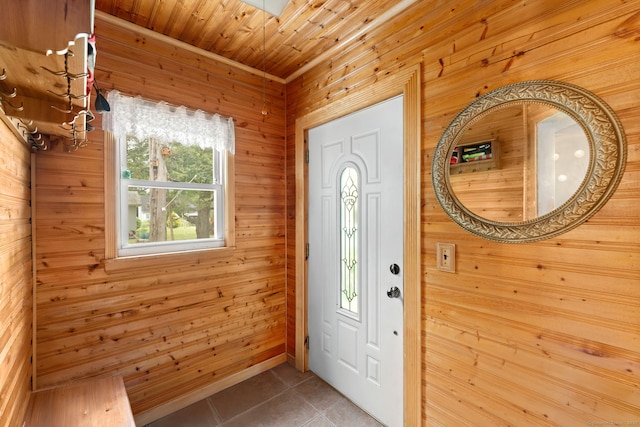 53 Columbus Ave, Bristol, CT 06010 - tiled entryway with wood walls