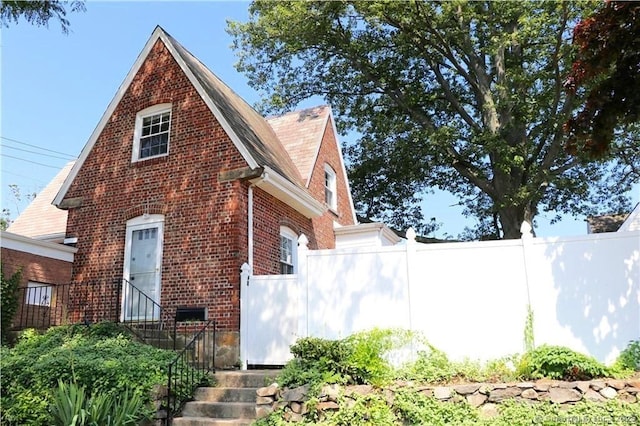 58 Post Rd, Fairfield, CT 06824 - photo 1