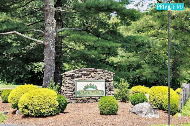 16 Juniper Cir Unit 16, Monroe, CT 06468 - view of community / neighborhood sign