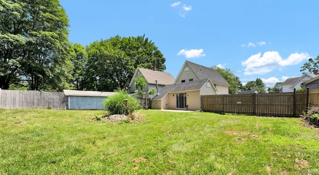 169 Mount Pleasant St, Norwich, CT 06360 - back of property featuring a fenced backyard
