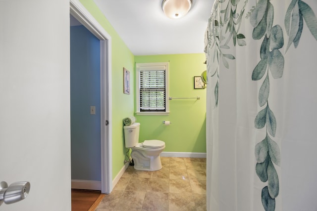 931 Chestnut Hill Rd, Glastonbury, CT 06073 - full bathroom with toilet and a shower with curtain
