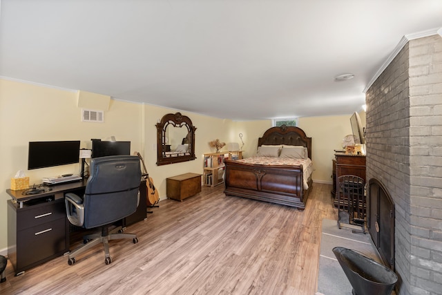 931 Chestnut Hill Rd, Glastonbury, CT 06073 - bedroom featuring light wood-type flooring and a desk