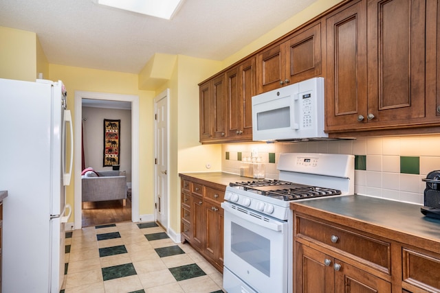 52 Arnoldale Rd, West Hartford, CT 06119 - photo 18