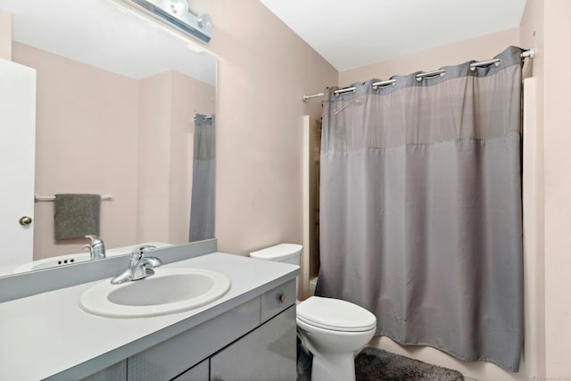 376 Woodridge Unit 376, Shelton, CT 06484 - bathroom featuring vanity and shower / bathtub combination with curtain