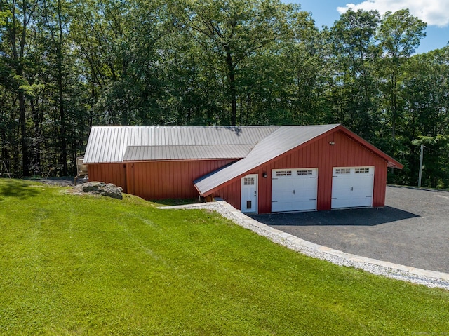 85 Good Hill Rd, Roxbury, CT 06783 - view of garage