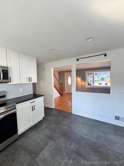 20 York St, Milford, CT 06460 - photo 9