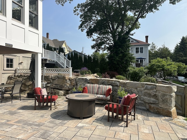 5 Lees Ct, Stonington, CT 06378 - photo 2