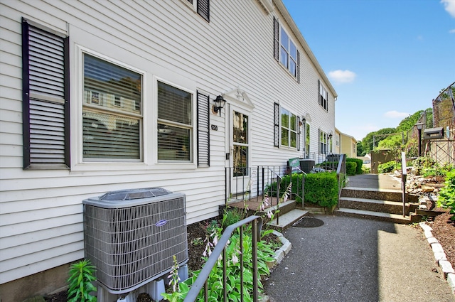 55 Mill Plain Rd Unit 5-3, Danbury, CT 06811 - photo 5