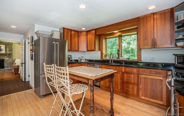 241 Duncaster Rd, Bloomfield, CT 06002 - photo 12