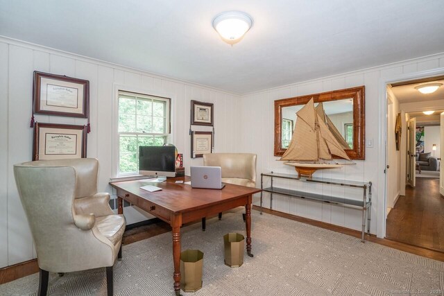 241 Duncaster Rd, Bloomfield, CT 06002 - photo 27