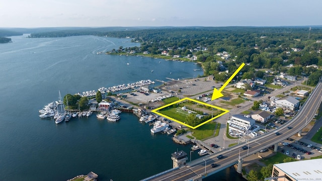 377 Mago Point Way Unit 1, Waterford, CT 06385 - aerial view of property and surrounding area featuring a large body of water and property parcel outlined