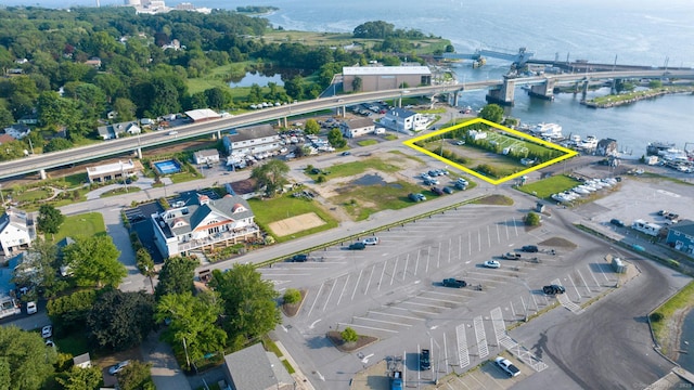 377 Mago Point Way Unit 1, Waterford, CT 06385 - aerial view of property's location featuring a nearby body of water, property parcel outlined, and a notable bridge