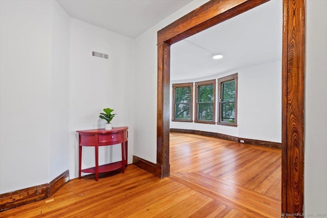 212 Maple St, New Haven, CT 06511 - corridor featuring baseboards and light wood-style floors
