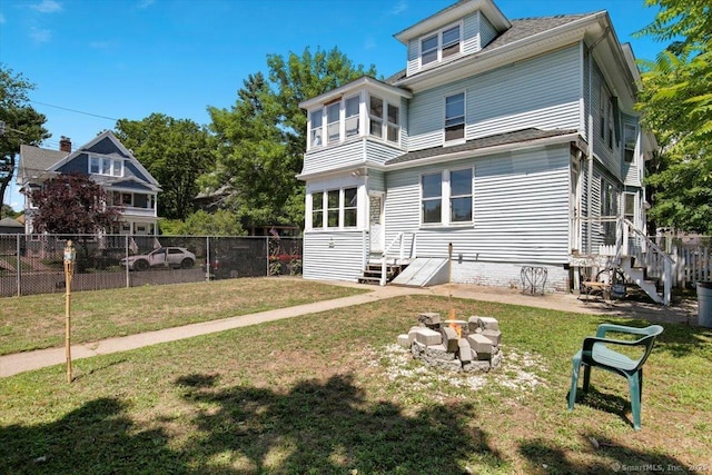 212 Maple St, New Haven, CT 06511 - rear view of house
