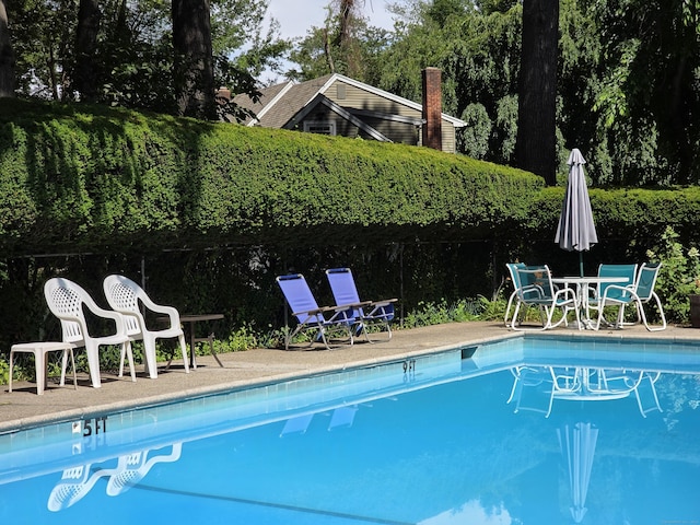 65 Main St Unit 39, Essex, CT 06442 - community pool with a patio area