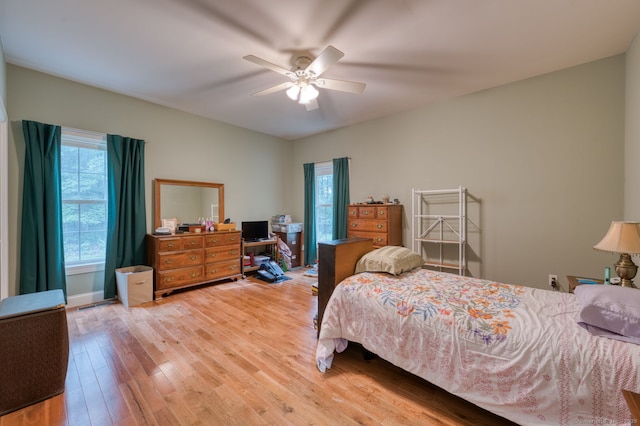 2 Warren Gln, Burlington, CT 06013 - bedroom with light wood finished floors and ceiling fan