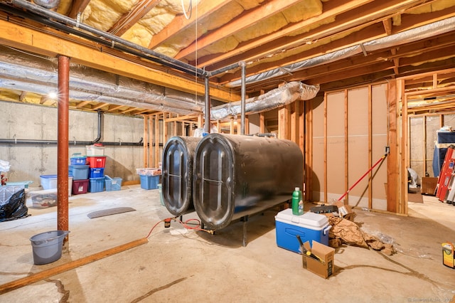 2 Warren Gln, Burlington, CT 06013 - unfinished below grade area featuring heating fuel