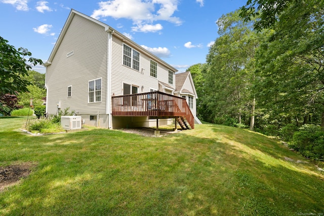 2 Spinnaker Dr Unit 2, East Lyme, CT 06357 - back of property with a deck, a yard, and stairway
