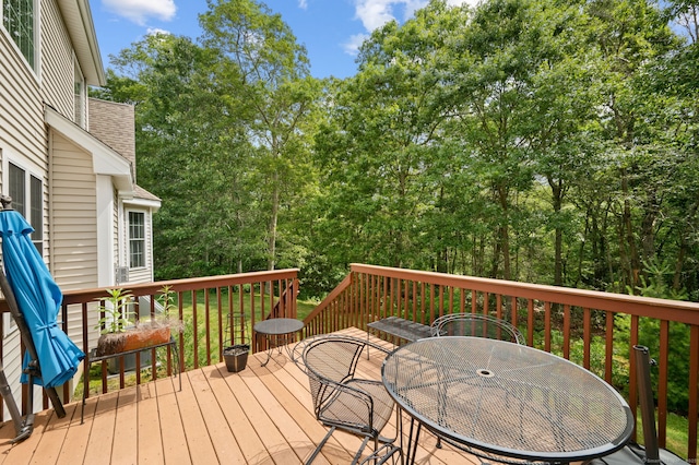 2 Spinnaker Dr Unit 2, East Lyme, CT 06357 - wooden deck featuring outdoor dining space