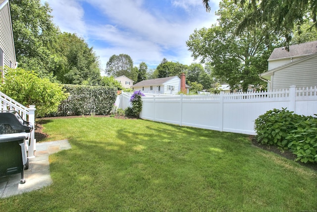 1221 Merritt St, Fairfield, CT 06825 - view of fenced backyard