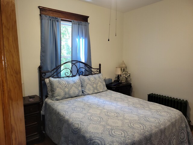 50 Tracy Ave, Waterbury, CT 06706 - bedroom with radiator