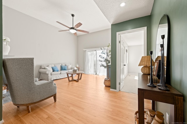 578 Pilgrim Hbr Unit 578, Wallingford, CT 06492 - living area featuring light wood-style flooring and a ceiling fan