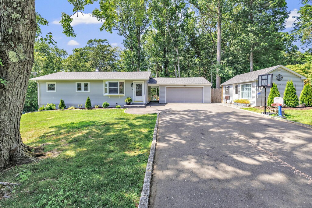 5 Treeland Rd, Shelton, CT 06484 - photo 1