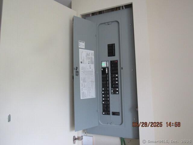 Listing photo 18 - caption unavailable