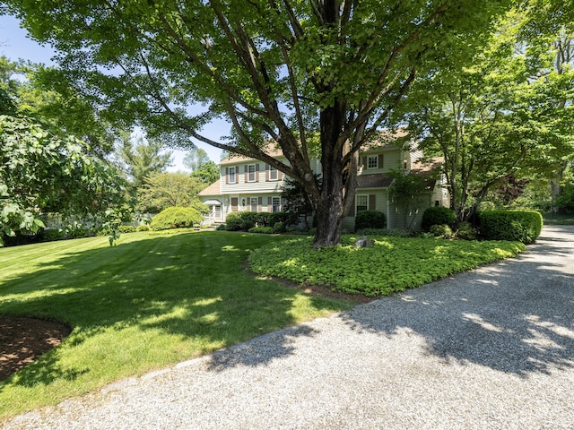51 Powderhorn Dr, Ridgefield, CT 06877 - view of front of house with a front lawn