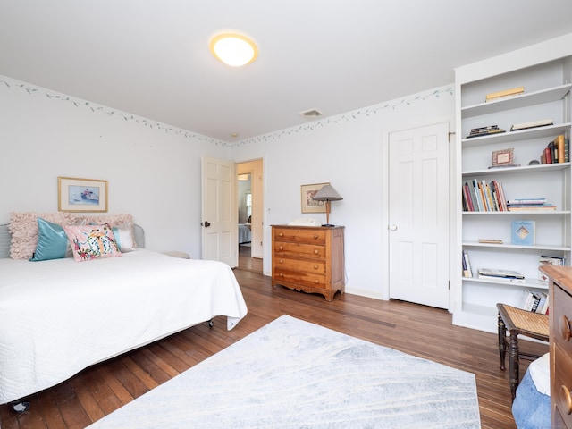 51 Powderhorn Dr, Ridgefield, CT 06877 - bedroom featuring wood finished floors