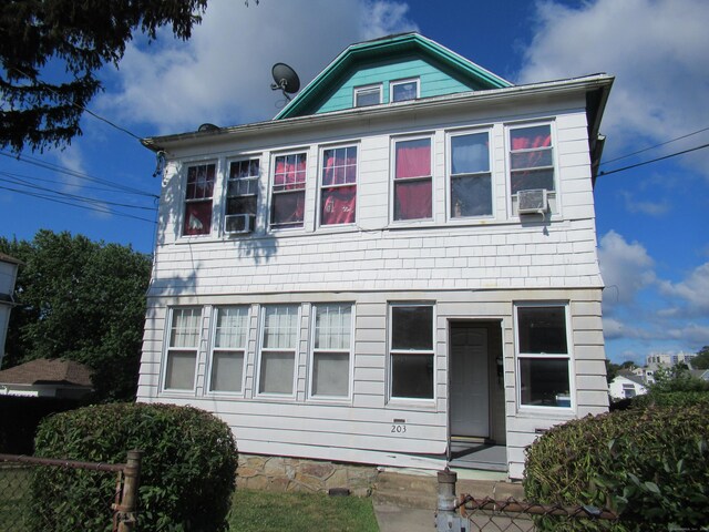 203 Wayne St, Bridgeport, CT 06606 - photo 22