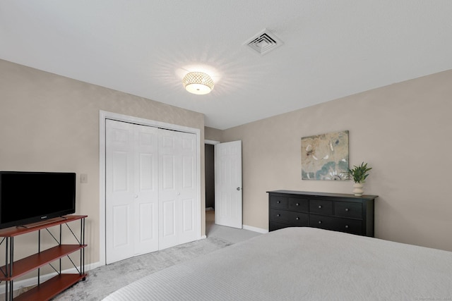 215 Georgetown Dr, Glastonbury, CT 06033 - bedroom featuring a closet and carpet floors