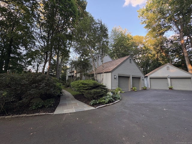 95 Heather Dr, New Canaan, CT 06840 - photo 3