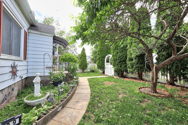 229 Hauser St, Waterbury, CT 06704 - view of green lawn