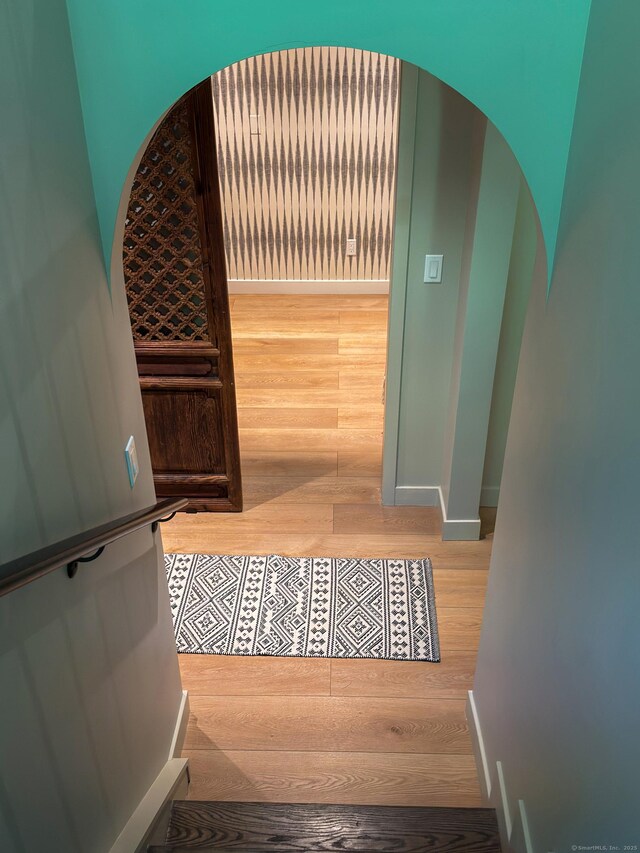 40 Revere Rd, Washington, CT 06793 - detailed view of arched walkways and wood finished floors
