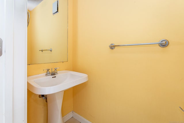 286 Laura Blvd Unit 286, Norwich, CT 06360 - view of bathroom