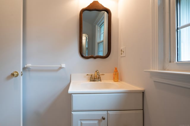 30 Streamview Cir, Guilford, CT 06437 - bathroom with vanity