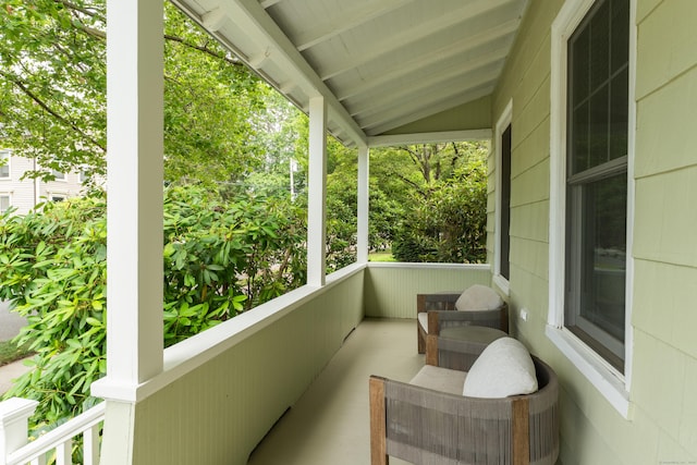 45 Graves Ave, Guilford, CT 06437 - view of balcony