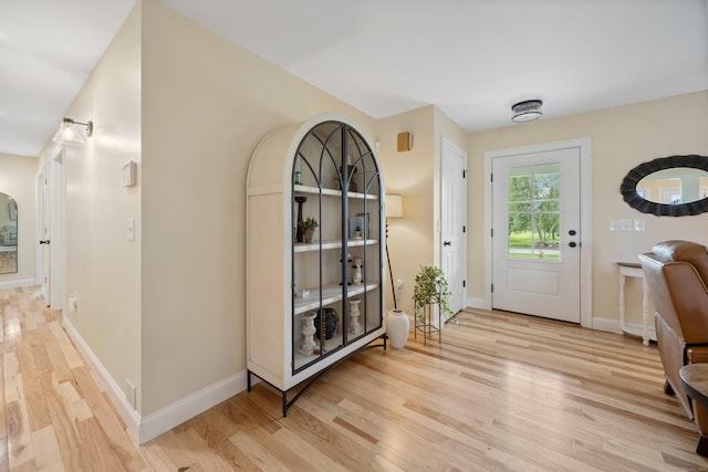 40 Briggs Rd, Lebanon, CT 06249 - entryway featuring light wood-style flooring and baseboards